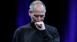 Steve Jobs resigns as Apple CEO