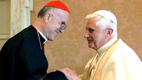 Benedict XVI Tarcisio Bertone